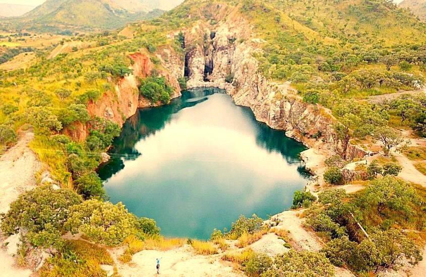 Zim lakes 1 © destination_zim